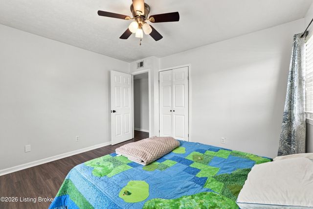 9904 Phoenix Trail, Louisville, KY 40223