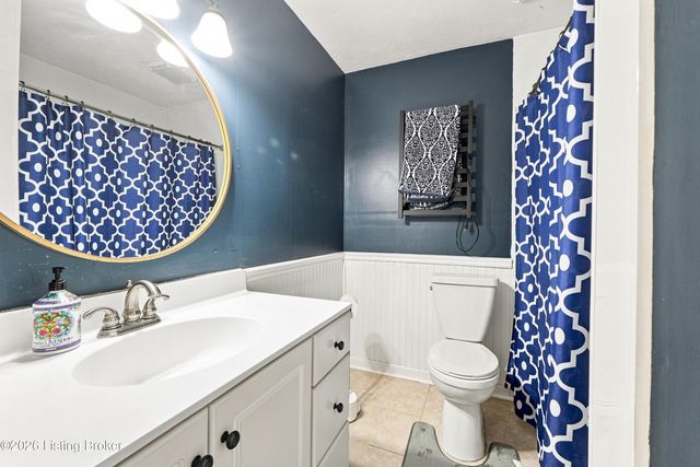 9904 Phoenix Trail, Louisville, KY 40223