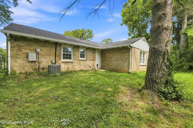 9904 Phoenix Trail, Louisville, KY 40223