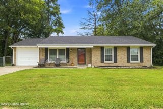 9904 Phoenix Trail, Louisville, KY 40223