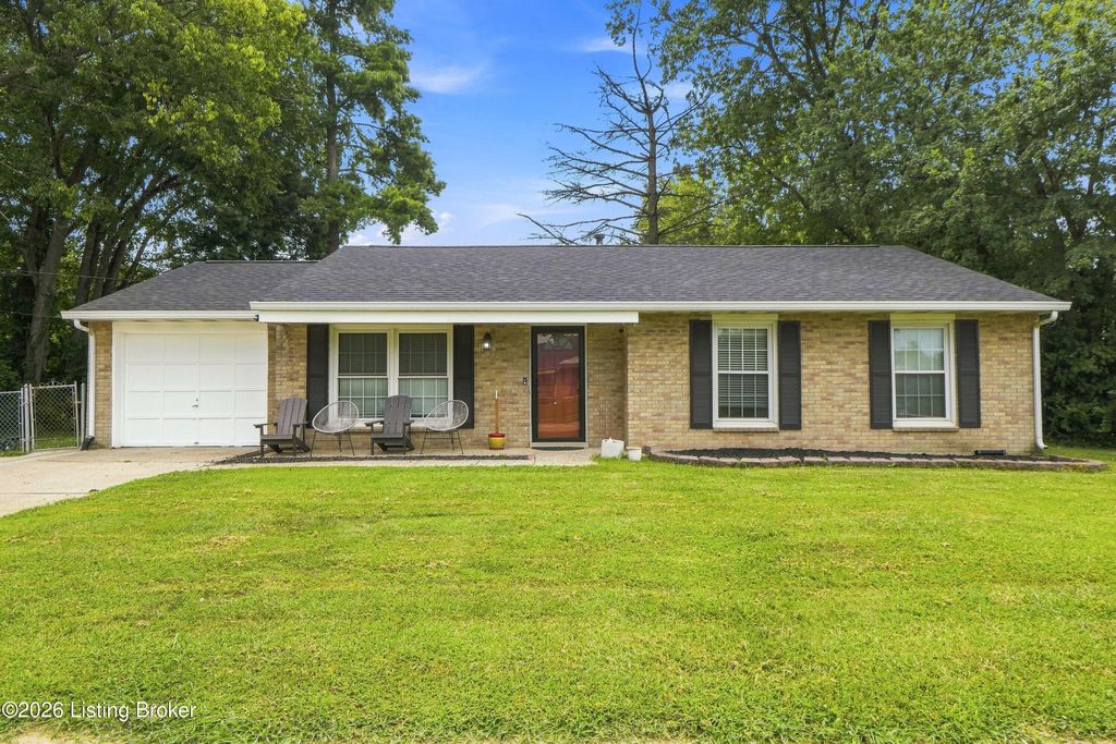 9904 Phoenix Trail, Louisville, KY 40223
