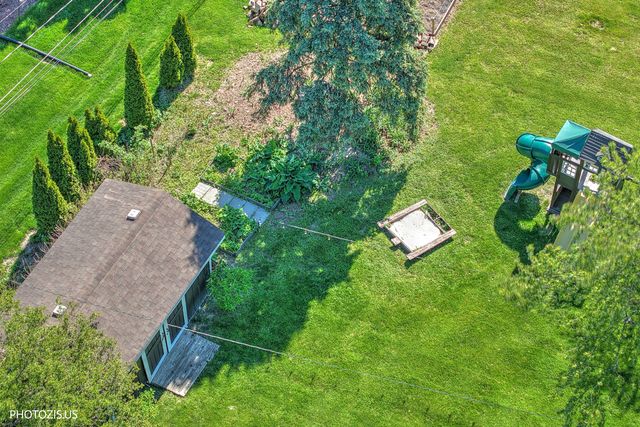 302 Goodridge Terrace, Roselle, IL 60172
