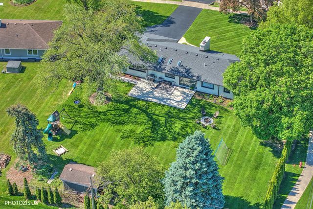 302 Goodridge Terrace, Roselle, IL 60172