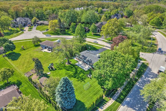 302 Goodridge Terrace, Roselle, IL 60172