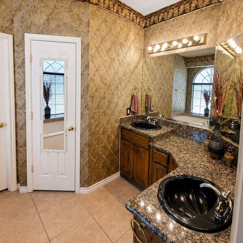 1206 Yukon Drive, Glenn Heights, TX 75154