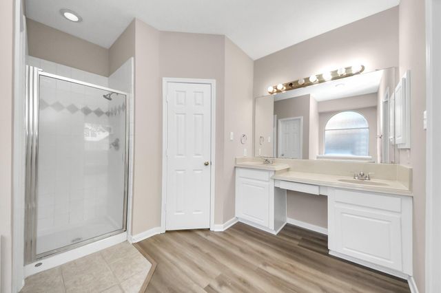 11918 Helene Court, Pinehurst, TX 77362