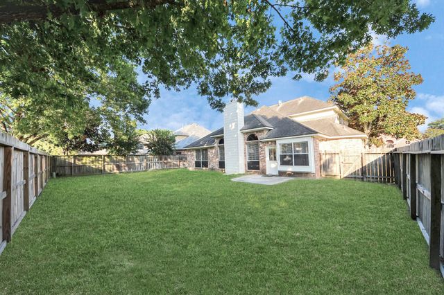 11918 Helene Court, Pinehurst, TX 77362