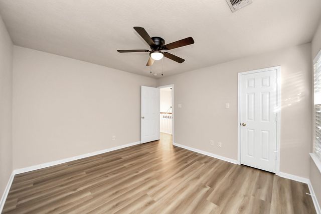 11918 Helene Court, Pinehurst, TX 77362