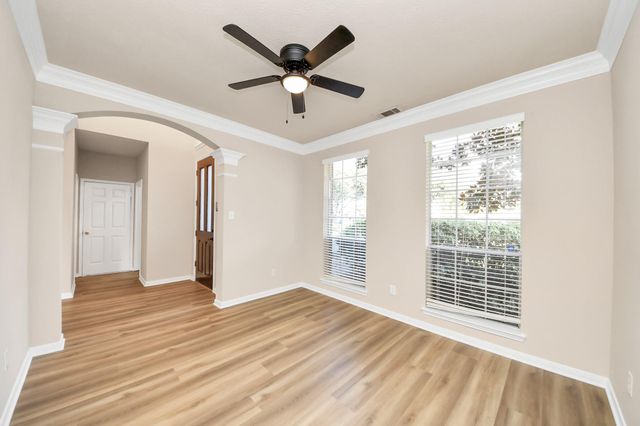 11918 Helene Court, Pinehurst, TX 77362