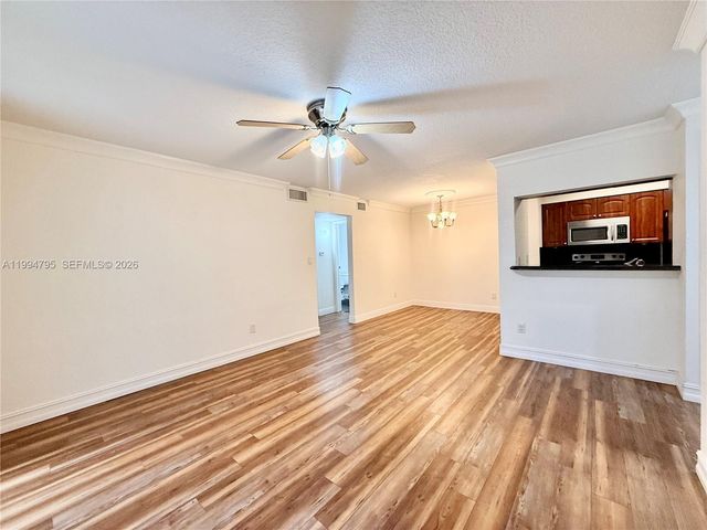 733 Riverside Dr 1215, Coral Springs, FL 33071