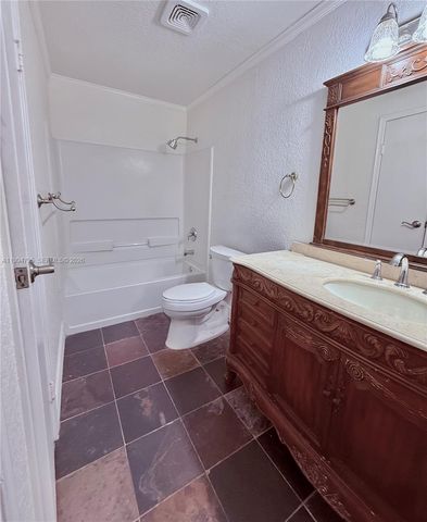 733 Riverside Dr 1215, Coral Springs, FL 33071