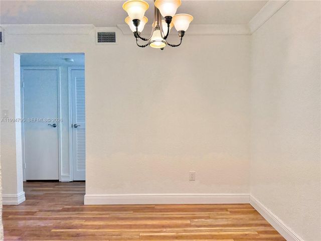 733 Riverside Dr 1215, Coral Springs, FL 33071