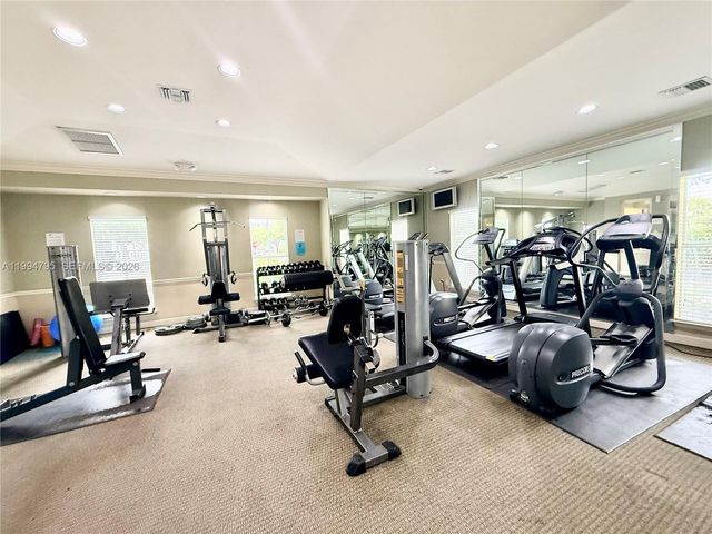 733 Riverside Dr 1215, Coral Springs, FL 33071