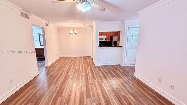 733 Riverside Dr 1215, Coral Springs, FL 33071