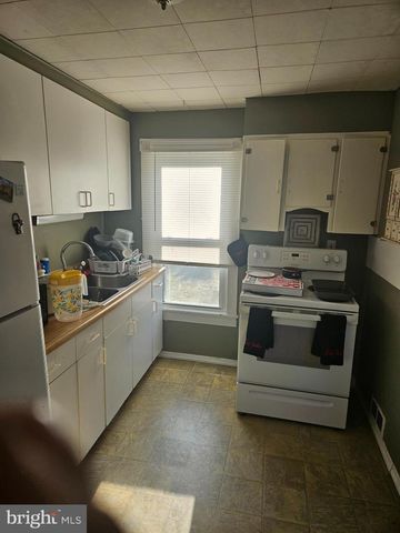 2903 S LINCOLN AVE, Vineland, NJ 08361