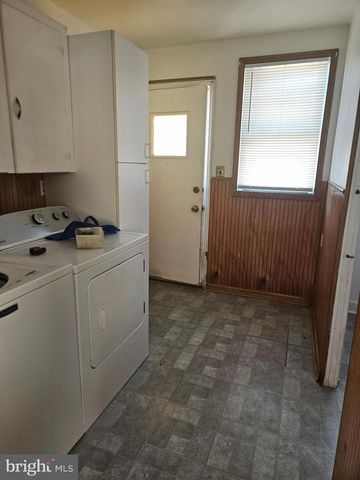 2903 S LINCOLN AVE, Vineland, NJ 08361