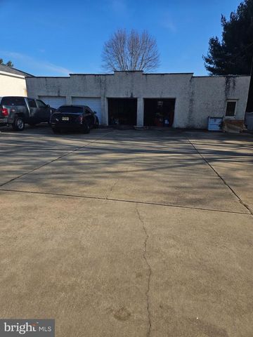 2903 S LINCOLN AVE, Vineland, NJ 08361