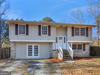1626 Pinebrook Drive, Griffin, GA 30224