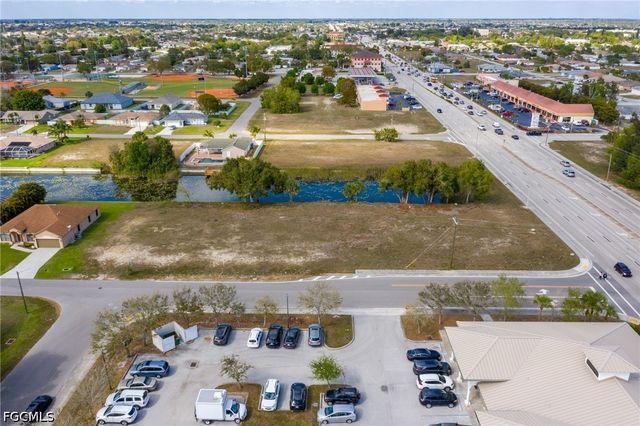 1531 NE 2nd ST, Cape Coral, FL 33909