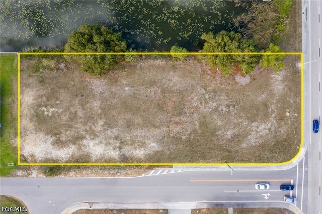 1531 NE 2nd ST, Cape Coral, FL 33909