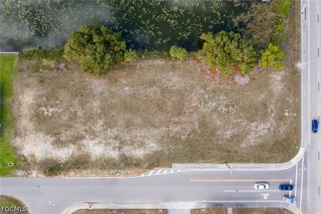 1531 NE 2nd ST, Cape Coral, FL 33909