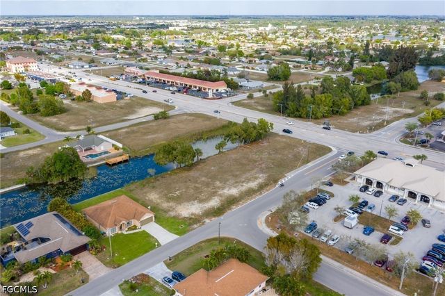 1531 NE 2nd ST, Cape Coral, FL 33909