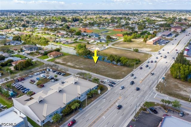 1531 NE 2nd ST, Cape Coral, FL 33909