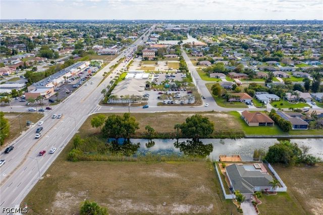 1531 NE 2nd ST, Cape Coral, FL 33909
