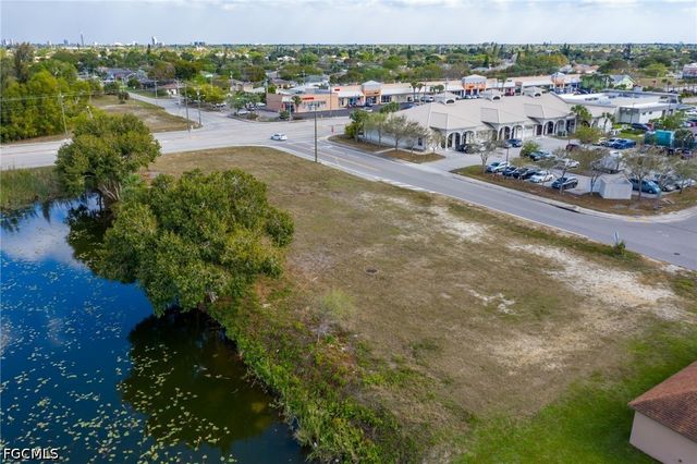 1531 NE 2nd ST, Cape Coral, FL 33909