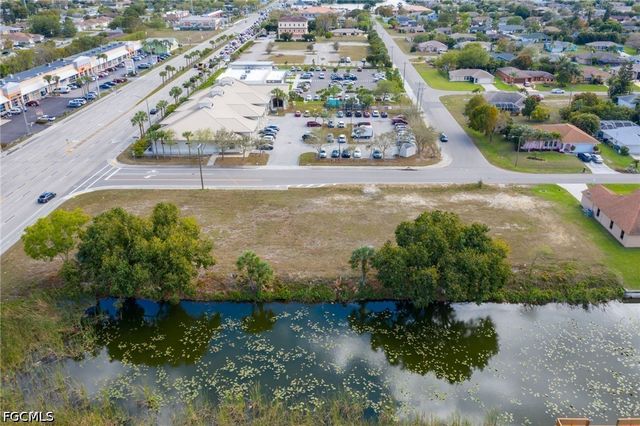 1531 NE 2nd ST, Cape Coral, FL 33909