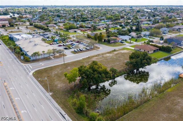 1531 NE 2nd ST, Cape Coral, FL 33909