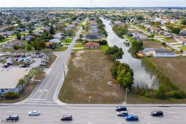 1531 NE 2nd ST, Cape Coral, FL 33909
