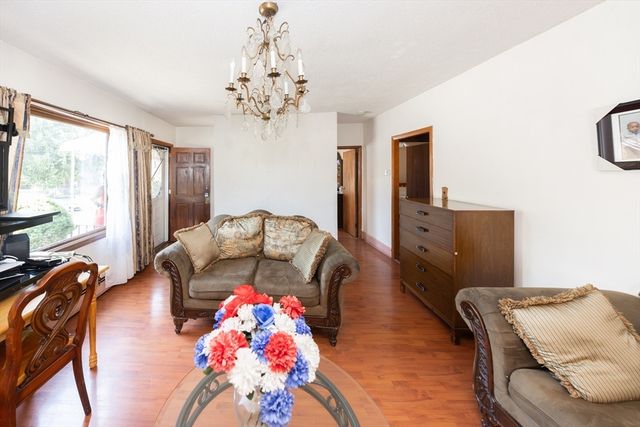 65 Beattie St, Fall River, MA 02723