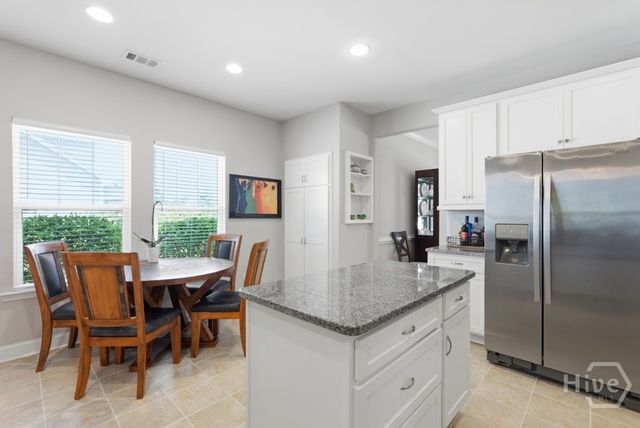 15 Oakhaven Lane, Savannah, GA 31419