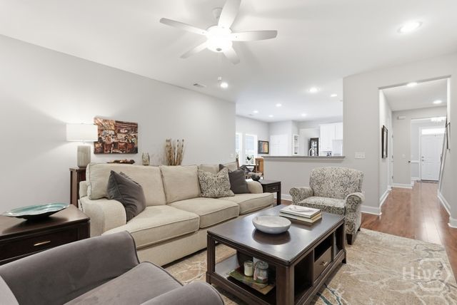15 Oakhaven Lane, Savannah, GA 31419