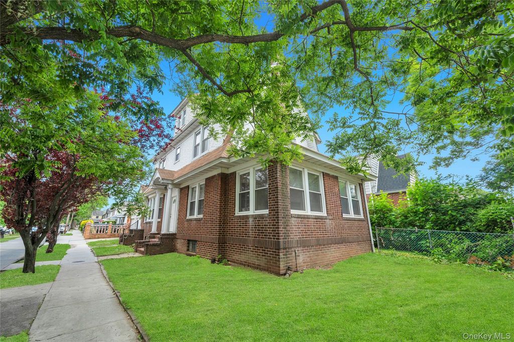 104-04 202nd Street, Saint Albans, NY 11412 — photo 3