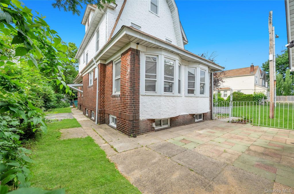 104-04 202nd Street, Saint Albans, NY 11412 — photo 5