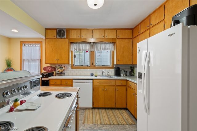 118 Gordon Avenue, Wadsworth, OH 44281