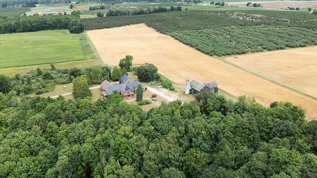 3604 W Lever Road, Hart, MI 49420