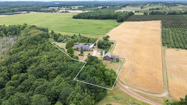 3604 W Lever Road, Hart, MI 49420