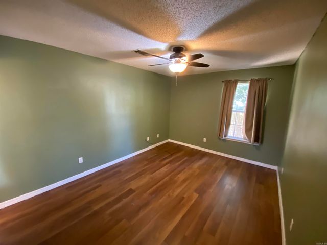 23 Ariel Drive, Ward, AR 72176