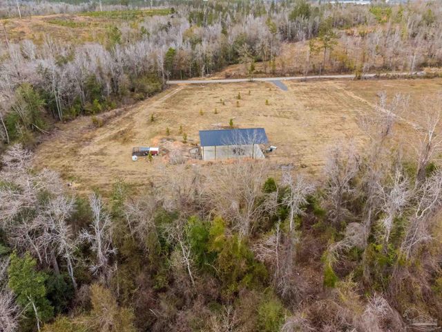 639 Cotton Lake Rd, Molino, FL 32577