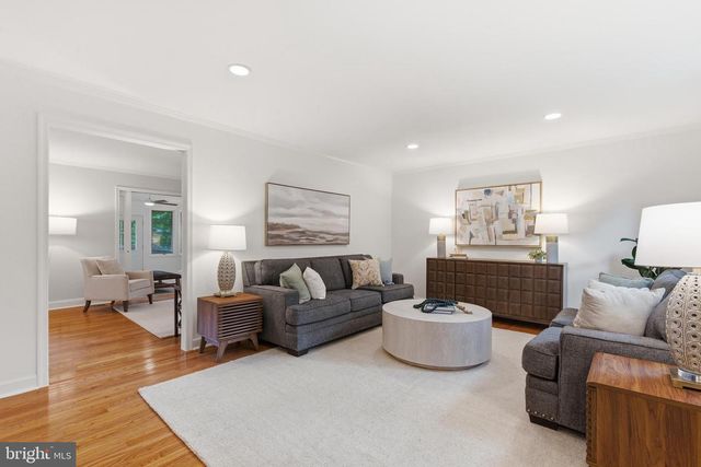 10174 BESSMER LN, Fairfax, VA 22032
