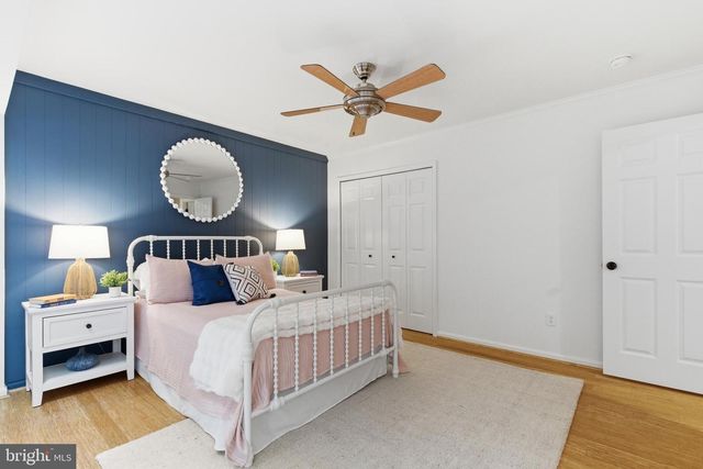 10174 BESSMER LN, Fairfax, VA 22032