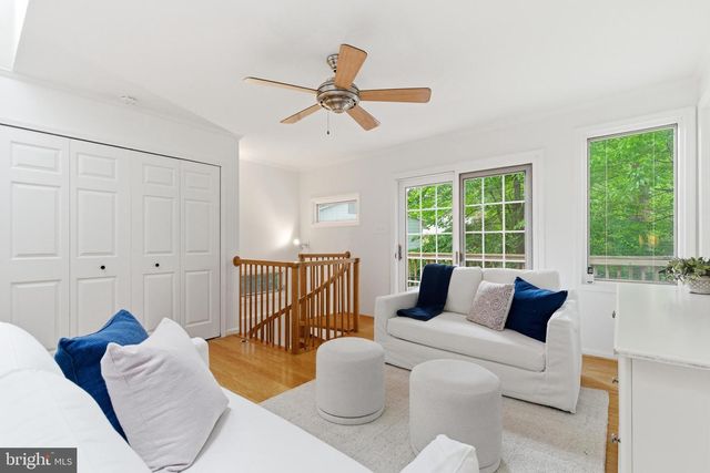 10174 BESSMER LN, Fairfax, VA 22032