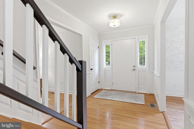 10174 BESSMER LN, Fairfax, VA 22032