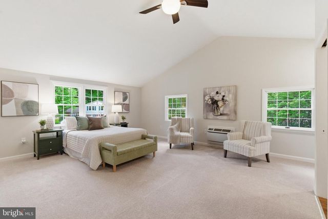 10174 BESSMER LN, Fairfax, VA 22032