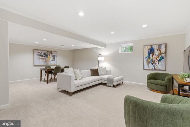10174 BESSMER LN, Fairfax, VA 22032