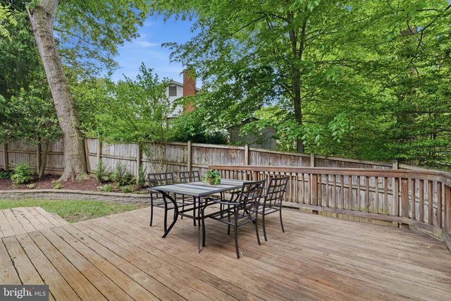10174 BESSMER LN, Fairfax, VA 22032