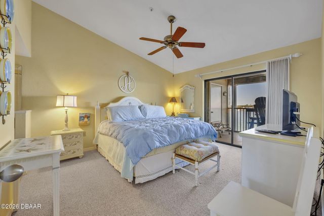 440 Bouchelle Dr Apt 302, New Smyrna Beach, FL 32169